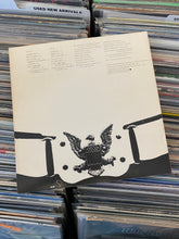 Load image into Gallery viewer, RAMONES ‎– S/T LP (USED)
