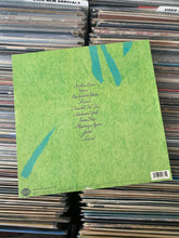 Load image into Gallery viewer, GORDON, MIKE ‎– THE GREEN SPARROW LP (USED, AUTOGRAPHED!)
